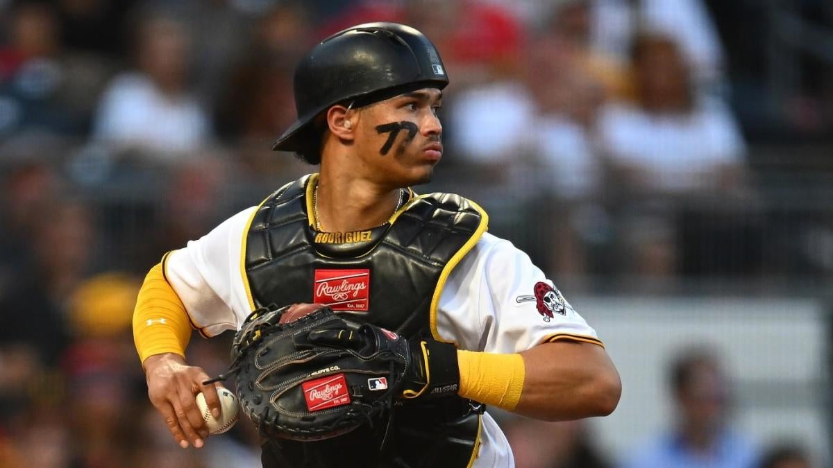 Endy Rodríguez injury: Pirates catcher will miss 2024 with elbow surgery after taking swing in winter ball - CBSSports.com