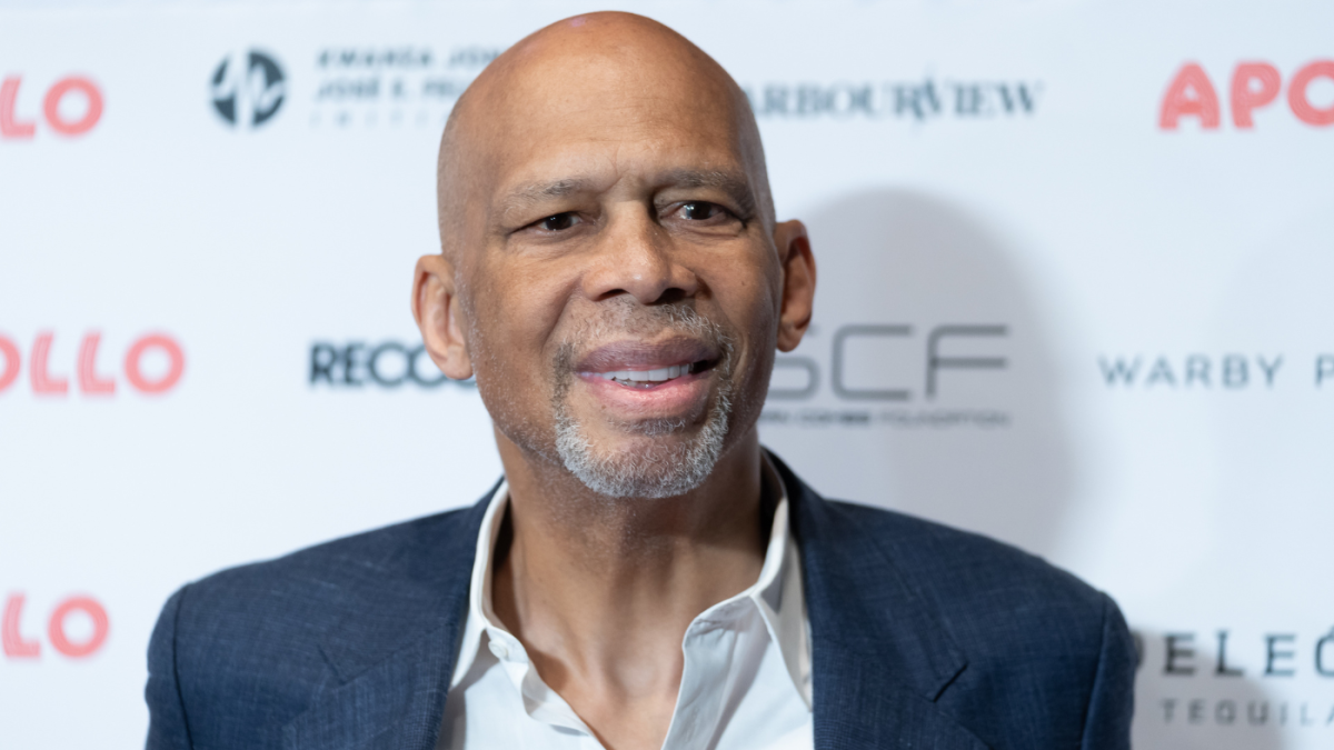 Kareem Abdul-Jabbar recovering in hospital after breaking hip at a concert