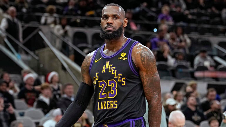 NBA: Los Angeles Lakers at San Antonio Spurs