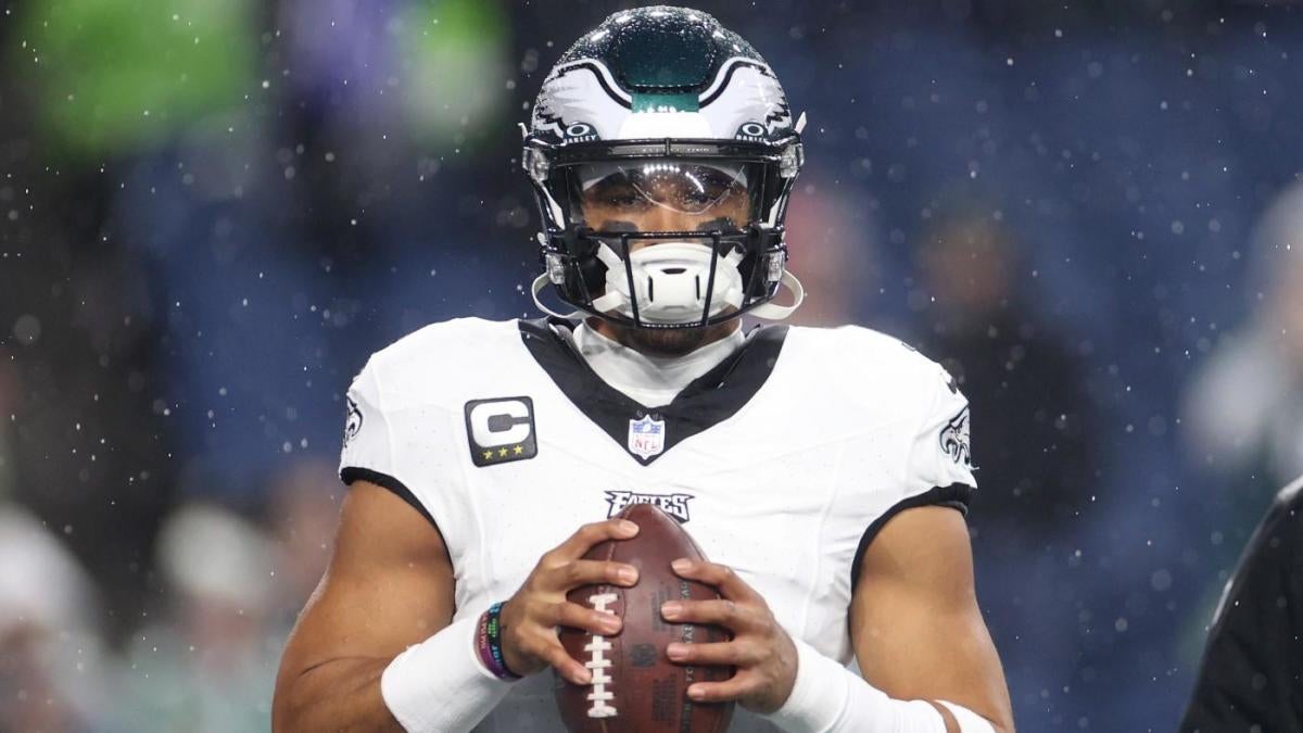 Eagles' Jalen Hurts joins Cam Newton in NFL history books with third