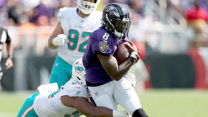 lamar-jackson-dolphins-g.jpg