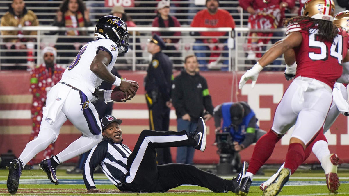 NFL official causes Ravens safety after falling, tripping Lamar Jackson