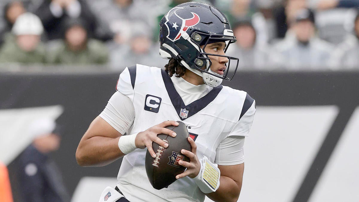 Texans' C.J. Stroud has limited practice as rookie QB works way back from  concussion, eyes Week 17 return - CBSSports.com