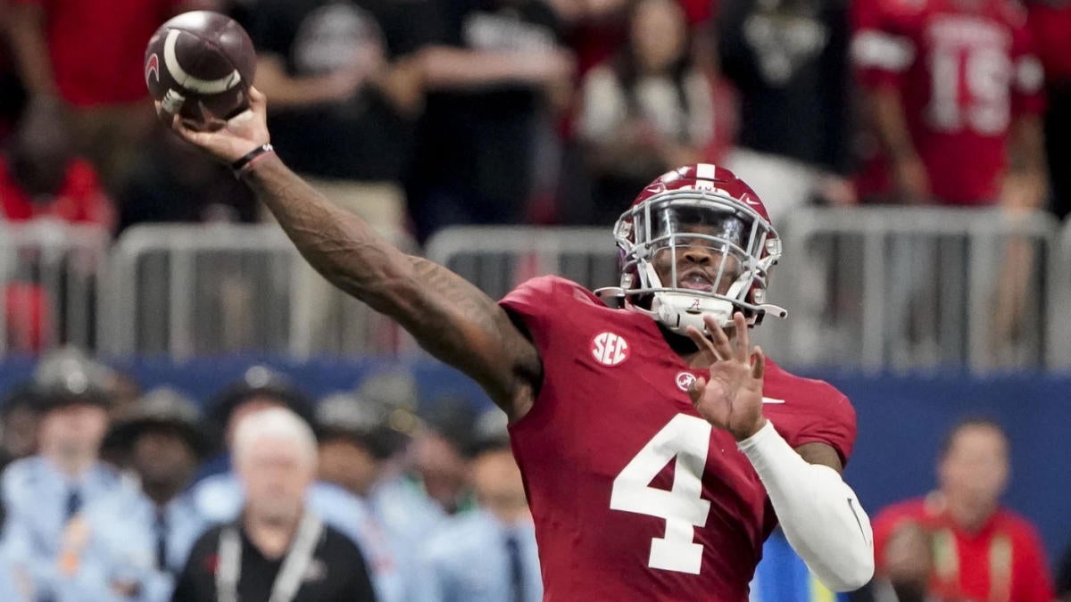 Alabama QB Jalen Milroe's Transition to Dynamic Play and Praise from