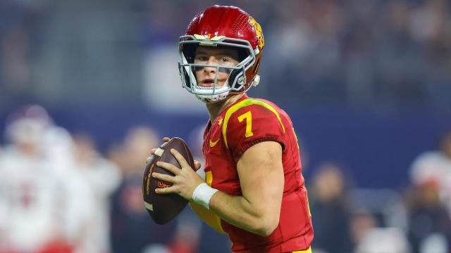 Backup QB Miller Moss Tosses 6 TDs To Power USC Over Louisville In ...