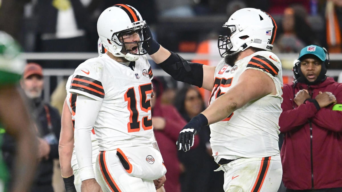 Browns vs. Jets score, takeaways: Joe Flacco helps Cleveland clinch playoff berth, knock off New York on 'TNF'