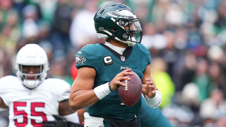 gettyimages-1897608321-jalen-hurts-eagles-qb-1q-2023-1400.jpg