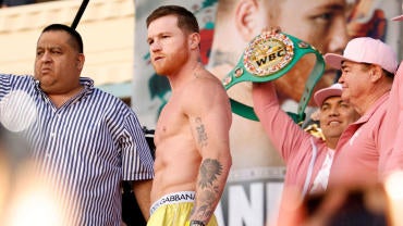 canelo-alvarez-shirtless.jpg
