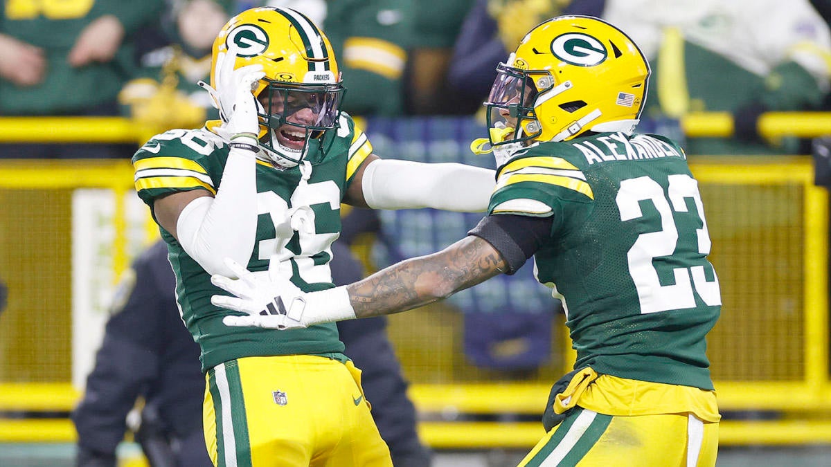 Packers Vs. Bears Score, Takeaways: Jordan Love, Green Bay Punch ...