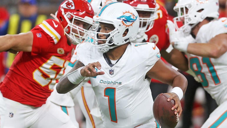 getty-tua-tagovailoa-dolphins-chiefs.jpg