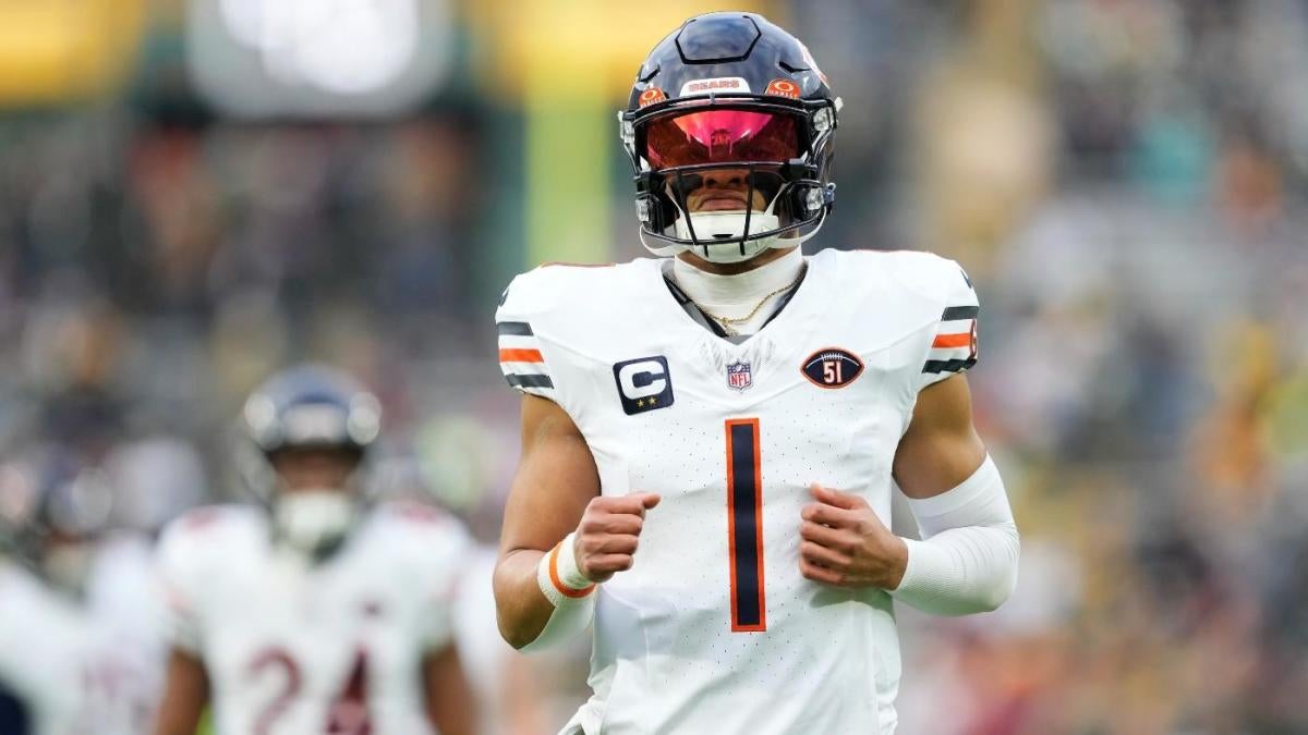 2024 NFL Mock Draft Bears Trade Down, Stay with Justin Fields