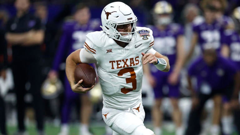 Quinn Ewers Returning To Texas In 2024: QB To Lead Longhorns Into SEC ...