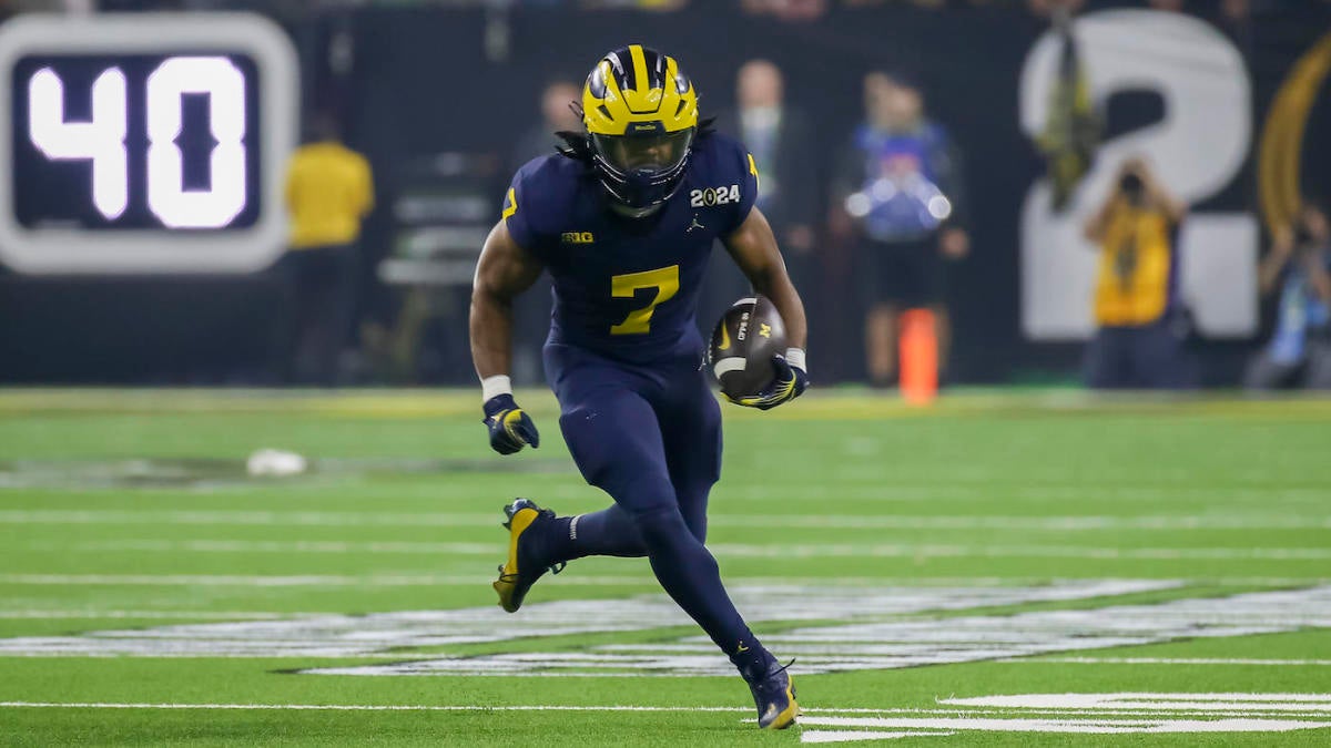 Michigan RB Donovan Edwards will return in 2024 season as Wolverines