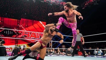 rollins-mahal-injury.jpg