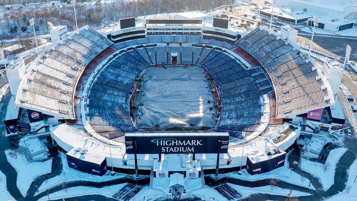 2024 NFL Playoffs Bills Fans Help Shovel Out Snow In Stadium Ahead Of   Bills Stadium G 