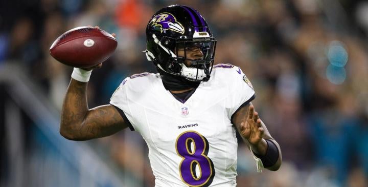lamar-jackson-ravnes-usatsi.jpg