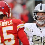 getty-patrick-mahomes-maxx-crosby-raiders-chiefs.jpg