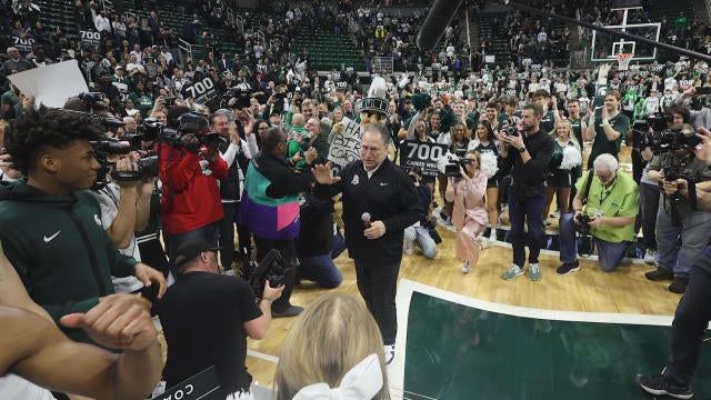 Tom Izzo Reaches Career Win No. 700 On 69th Birthday
