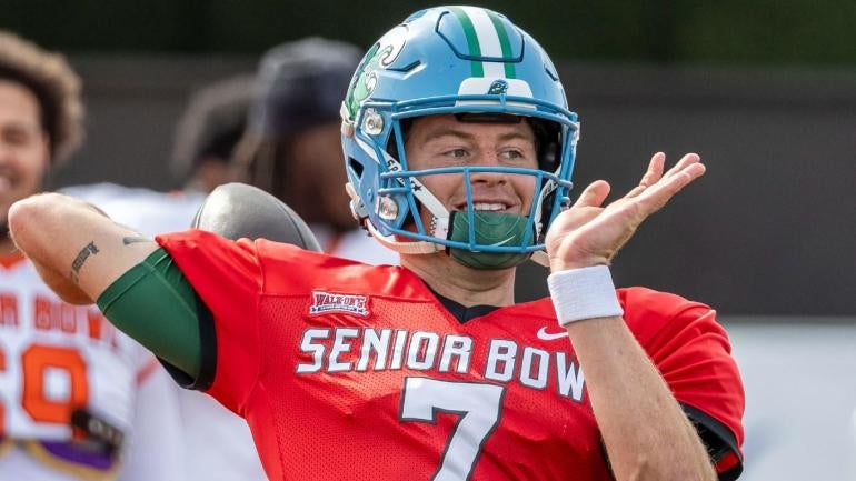 seniorbowlqb.jpg