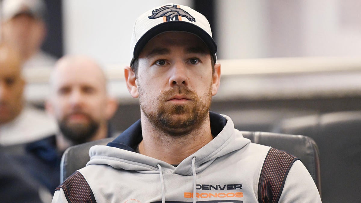 Saints hire 49ers' Klint Kubiak as new offensive coordinator following 2024  Super Bowl, per report - CBSSports.com