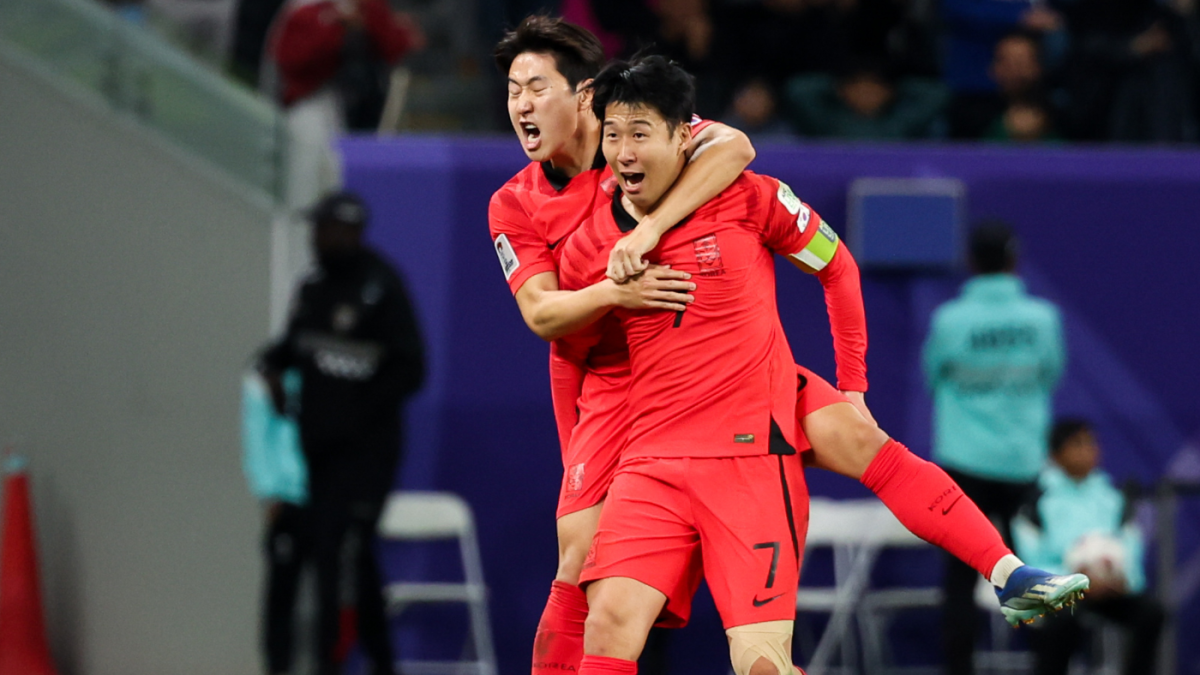 한국은 막판 힘차게 일어나 호주를 꺾고 아시안컵 4강에 진출했다.