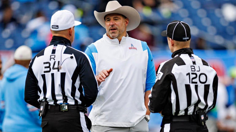 Houston Texans v Tennessee Titans