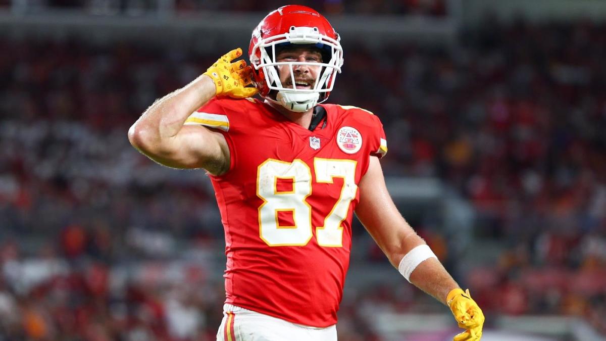 2024 Super Bowl: How Travis Kelce inspired the Chiefs the night before Super Bowl 58, bringing team to tears