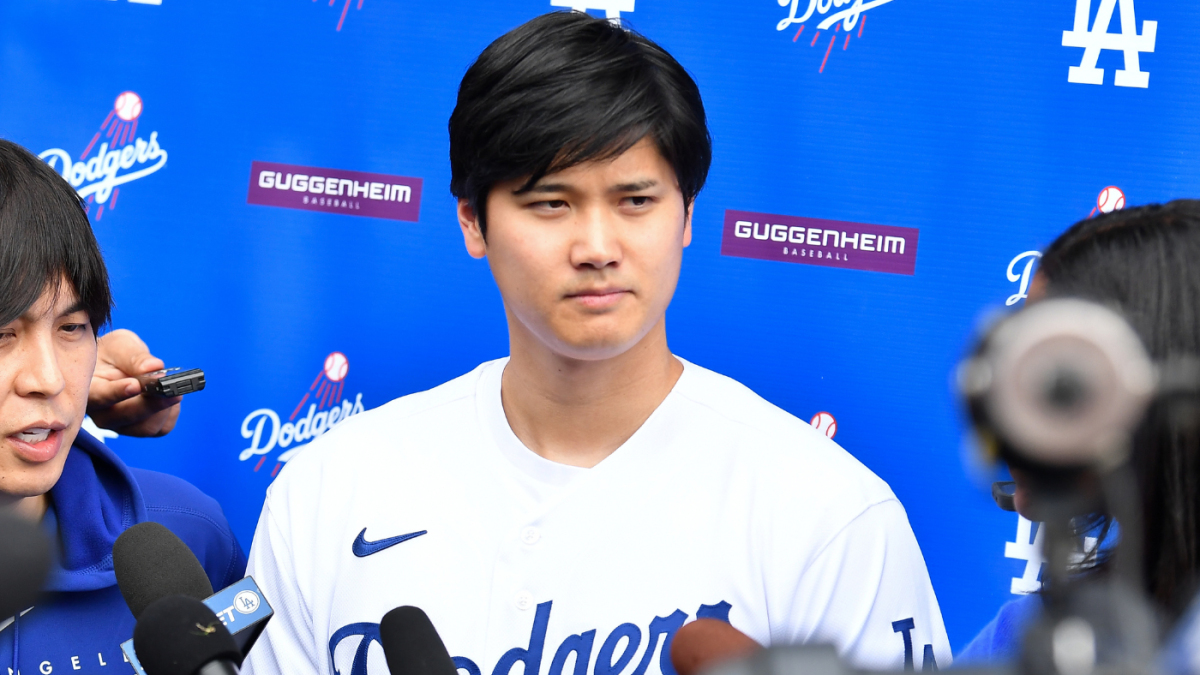 Shohei Ohtani swinging 100% after elbow surgery, new Dodgers star wants ...