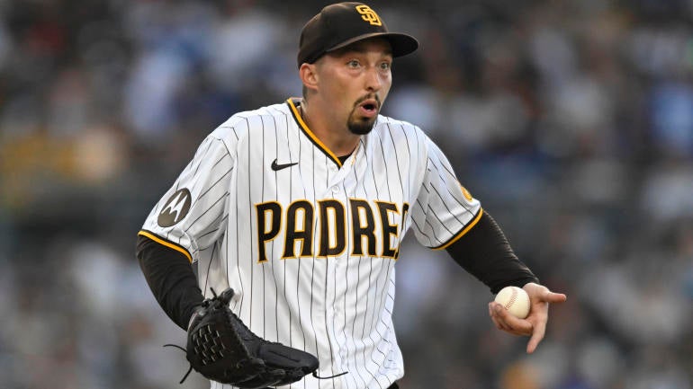 Los Angeles Dodgers v San Diego Padres