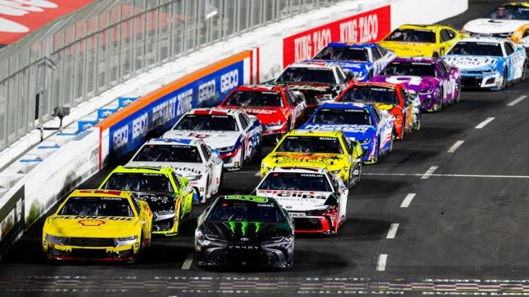 ryan-blaney-paul-menard-nascar-usatsi.jpg