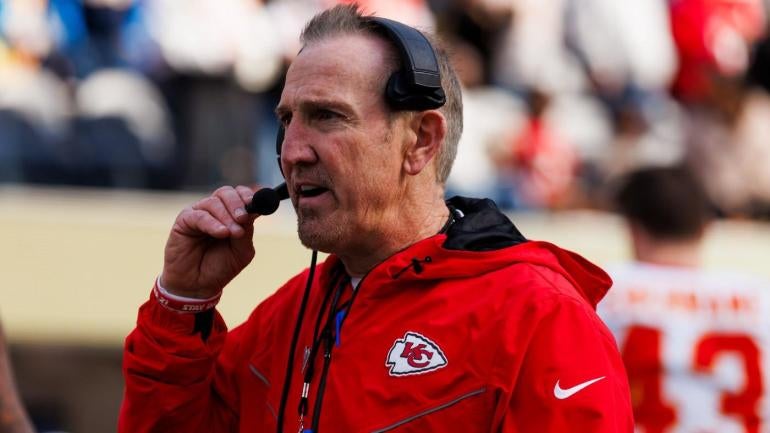 Chiefs' Steve Spagnuolo Signs Extension: NFL's Most Decorated ...