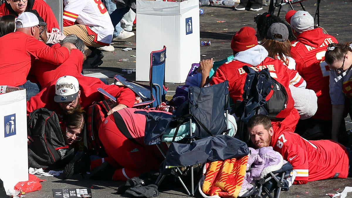 super bowl parade gunmen