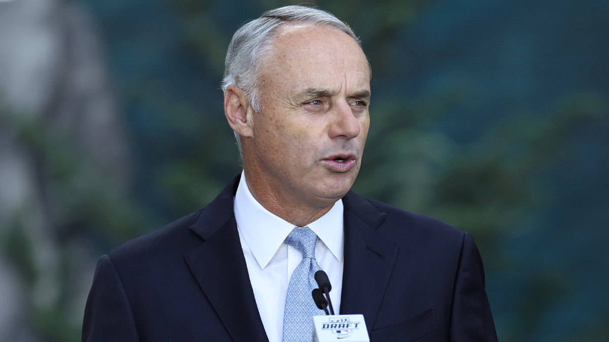 Rob Manfred says MLB wants a free-agent signing deadline, Scott Boras ...