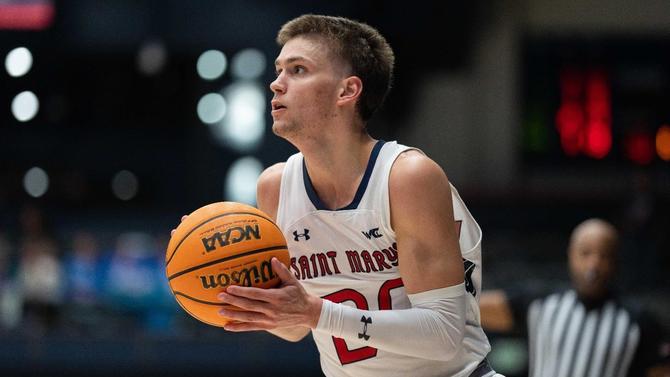 aidan-mahaney-saint-marys-usatsi.jpg