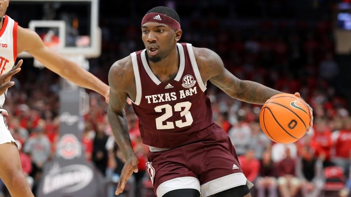 Texas A&M vs. Arkansas odds, score prediction 2024 college basketball