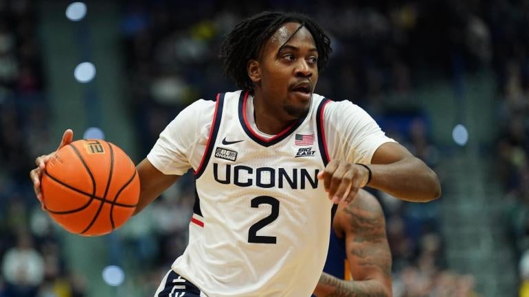 tristen-newton-uconn-usatsi.jpg