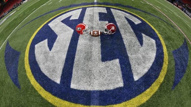 Big Ten, SEC Asking For Top 2 Seeds In CFB Starting in 2026