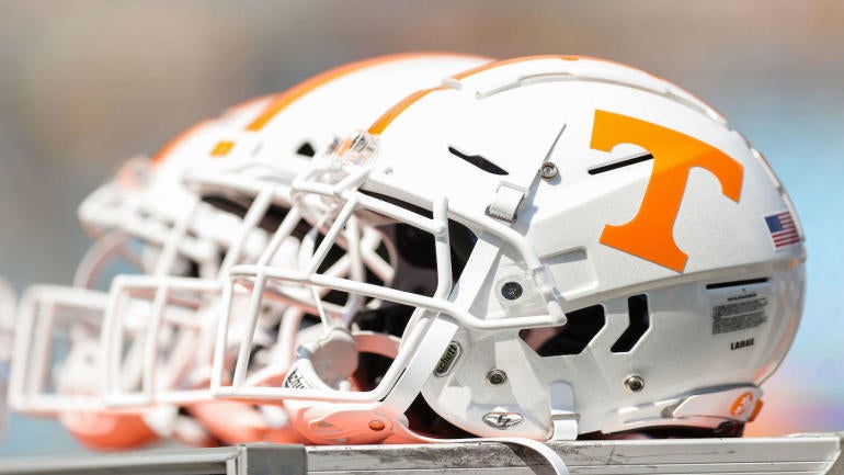 NCAA Football: Tennessee at West Virginia