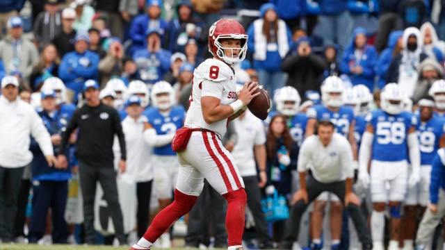 Late Kick: QB Dillon Gabriel is a name to watch for next season