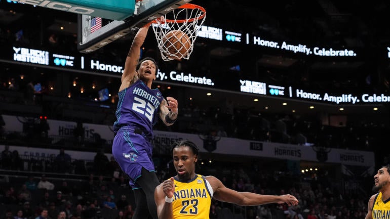 giannis-antetokounmpo-1400-us.jpg