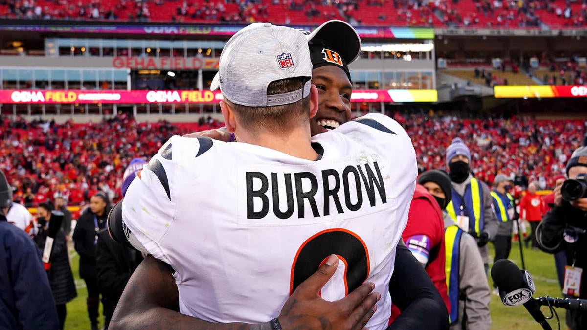 Bengals GM addresses Tee Higgins' future, provides update on Joe Burrow's surgically repaired wrist Bengals GM addresses Tee Higgins' future, provides update on Joe Burrow's surgically repaired wrist