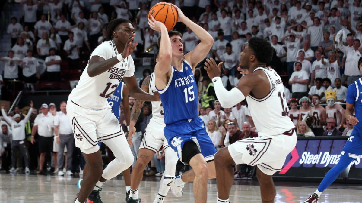 WATCH: Kentucky's Reed Sheppard caps best game in career with last-second  shot to stun Mississippi State 