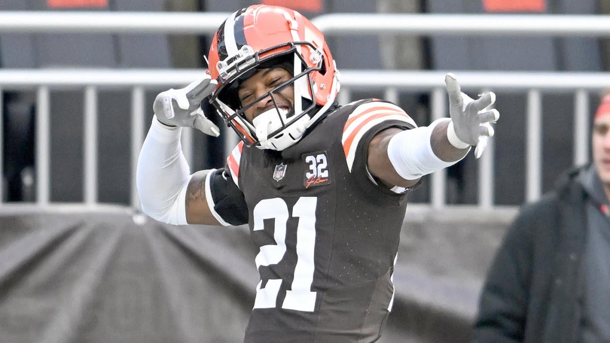2024 NFL offseason moves: Browns restructure Denzel Ward's contract, Bucs cut Shaquil Barrett, per reports 2024 NFL offseason moves: Browns restructure Denzel Ward's contract, Bucs cut Shaquil Barrett, per reports