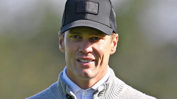 getty-tom-brady-pebble-beach-golf.jpg
