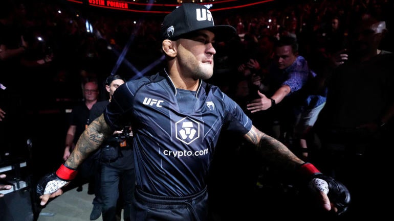 dustin-poirier-walkout.jpg