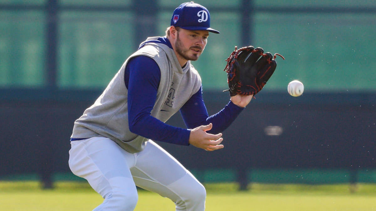Dodgers noncommittal about Gavin Lux as starting shortstop: Three ...