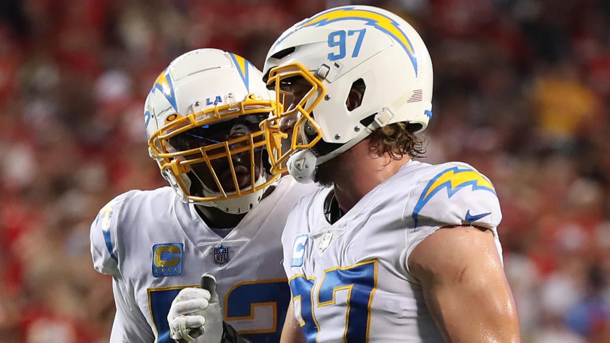 Chargers open to trading defensive standouts Joey Bosa and Khalil Mack, per report Chargers open to trading defensive standouts Joey Bosa and Khalil Mack, per report