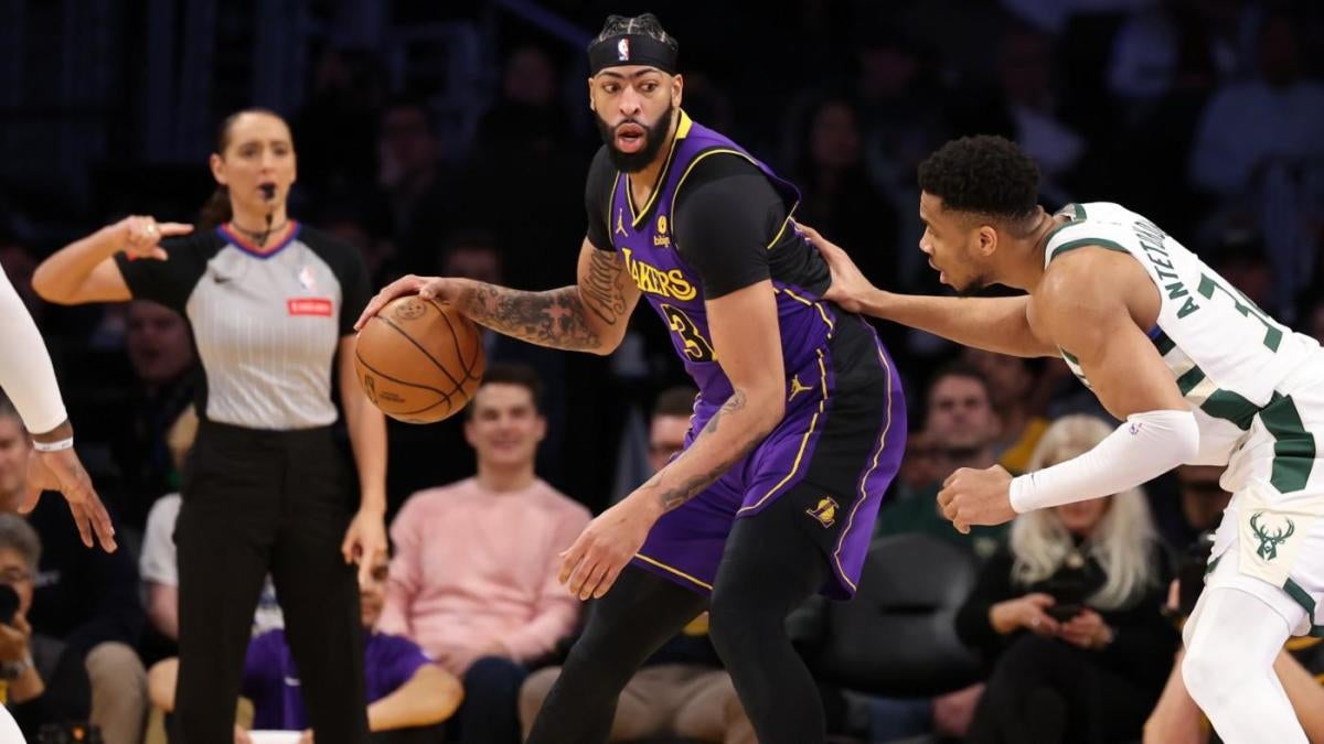 NBA DFS Picks: Top DraftKings, FanDuel Selections for Tuesday with Anthony Davis and De’Aaron Fox