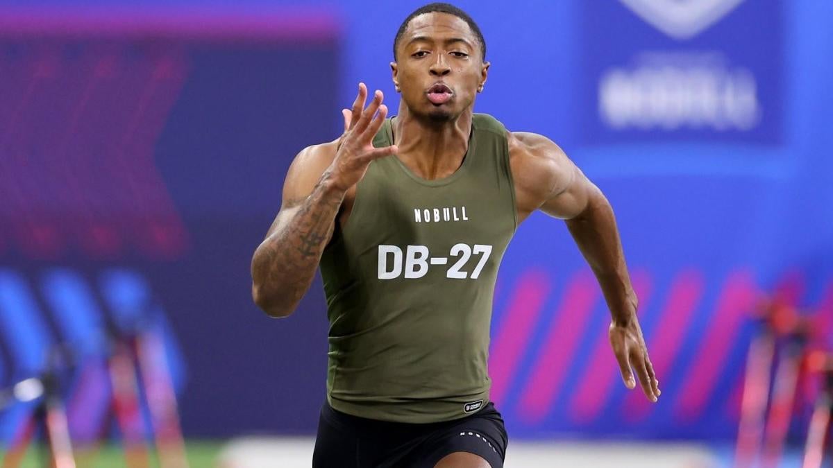2024 NFL Mock Draft: AFC team moves up for defensive help; 49ers trade Round 1 pick to QB-needy franchise