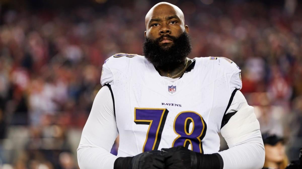 Jets trading for Morgan Moses: Aaron Rodgers gets more protection as New  York acquires veteran OT from Ravens - CBSSports.com